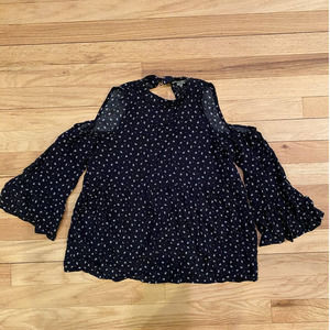 Black American Eagle Top with White Flowers